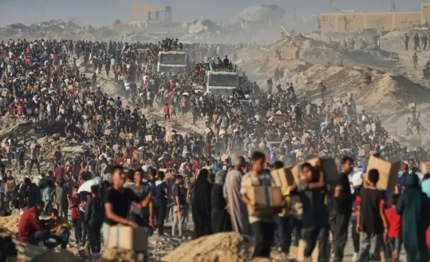 15 إصابة جراء استهداف الاحتلال منتظري المساعدات وسط قطاع غزة