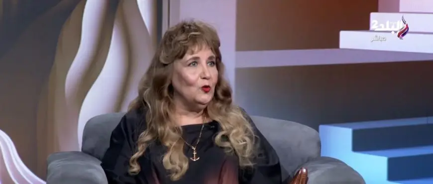 فيديو.. سميرة صدقي: والدي ربّاني كرجل.. وحضرت مجالس عرفية لحل النزاعات