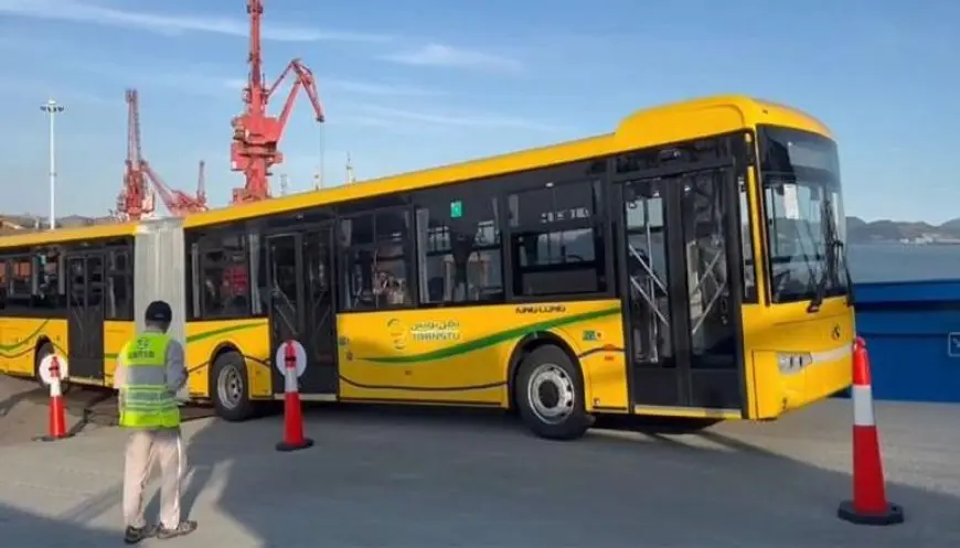 إضراب شامل بقطاع النقل البري في تونس والحكومة تتدخل