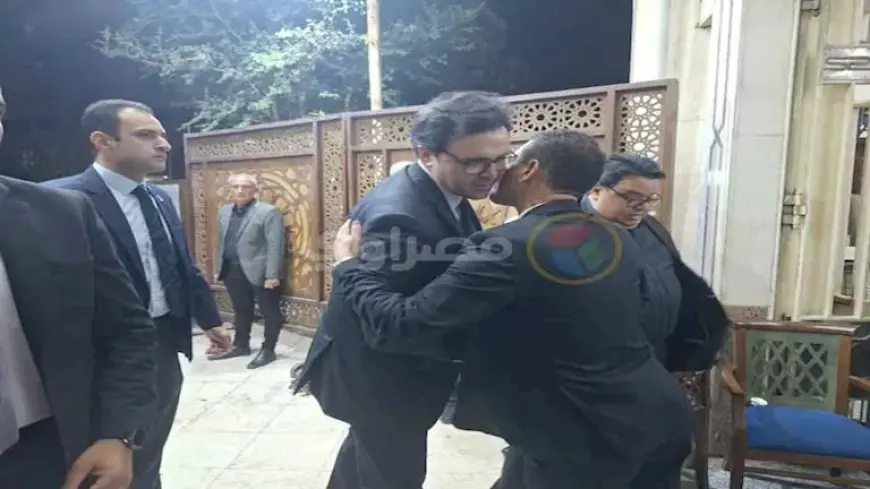 بالصور.. توافد نجوم الفن على عزاء شقيق المخرج خالد جلال