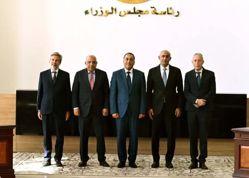 بروتوكول تعاون لإنشاء وتطوير 5 مدارس للتكنولوجيا التطبيقية في مجالات أنشطة الكهرباء