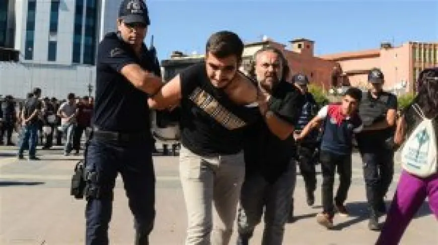 منظمة العفو الدولية: المعارضة في روسيا تتعرض للقمع بلا هوادة
