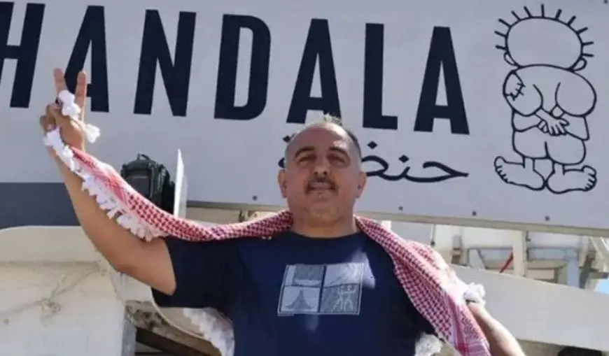 تنسيقية تونسية: إسرائيل تفرج عن الناشط بسفينة حنظلة حاتم العويني