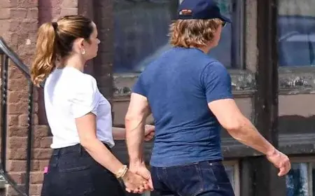 توم كروز وآنا دي أرماس يتجولان في شوارع لندن