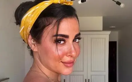 ميرنا نور الدين تنشر إطلالة جريئة من داخل غرفتها.. والجمهور يعلق (صور)