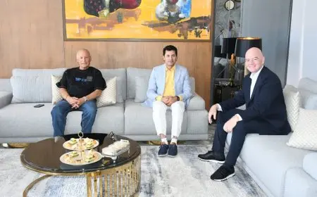 إنفانتينو يقبل دعوة وزير الرياضة لحضور افتتاح معسكر المنتخبات الوطنية