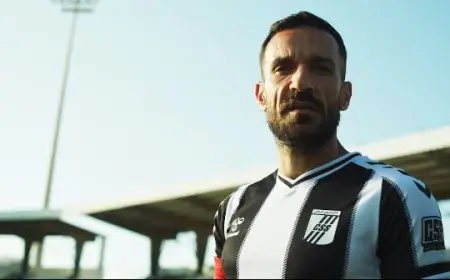 الأهرامات وأم كلثوم وشارة القيادة.. كيف قدم الصفاقسي معلول؟