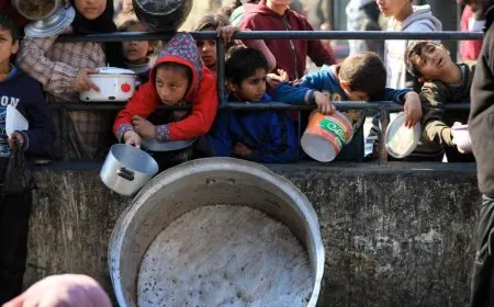 الأونروا توضح سبب المجاعة بغزة وتحمل إسرائيل المسئولية