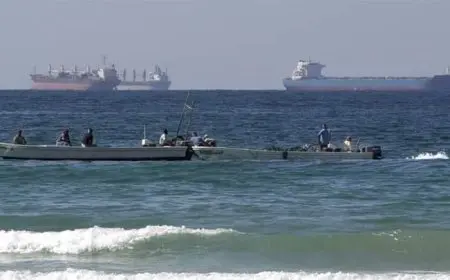 مصرع 20 مهاجرا إثر انقلاب قارب قبالة سواحل اليمن