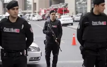 بسبب ديونه.. ضابط تركي يقتل زوجته وطفليه قبل أن ينتحر- فيديو