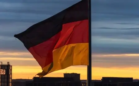 زعيم الحزب البافاري الألماني يواصل استبعاد أي تعاون مع حزب البديل