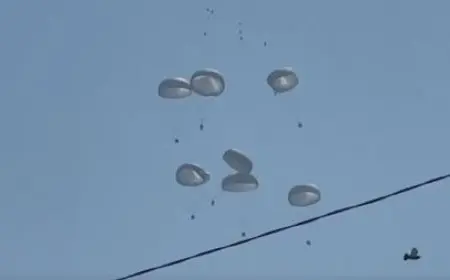 الجيش الألماني ينفذ مجددا عملية إسقاط جوي للمساعدات الإنسانية فوق قطاع غزة