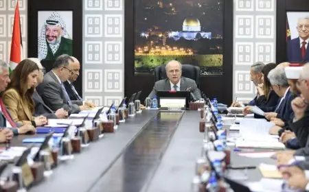 رئيس الوزراء الفلسطيني: جهود مكثفة لإنجاح عقد مؤتمر إعادة إعمار غزة بالتعاون مع مصر