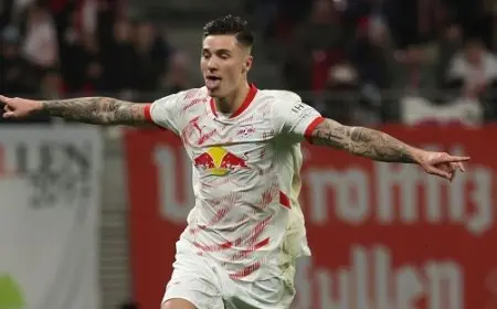 سيسكو يُفضل مانشستر يونايتد على نيوكاسل