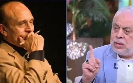 أشرف زكي عن محمد صبحي: حالته مستقرة ويتواجد في غرفة عادية