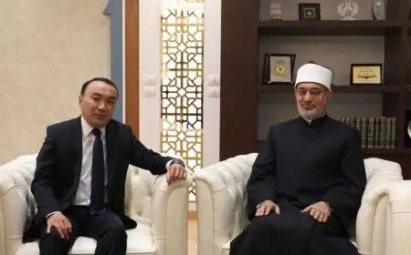مفتي الجمهورية يشيد بمتانة العلاقات الدينية والعلمية بين مصر وكازاخستان