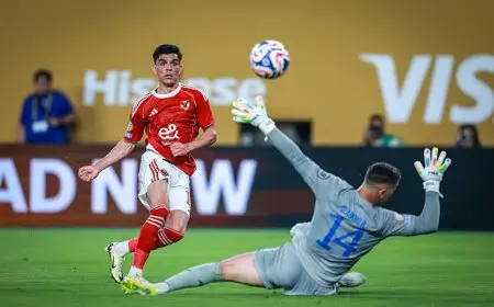 بن شرقي يرفض عرضاً قطرياً ويؤكد تركيزه الكامل على الأهلي