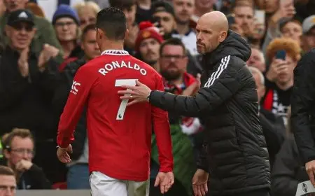 تين هاج: رونالدو لم يكن سبب أزمات مانشستر يونايتد