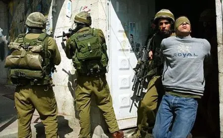 جيش الاحتلال يعلن اعتقال 70 فلسطينيا في الضفة الغربية