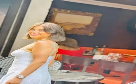 بفستان جريء.. منة فضالي تخطف الأنظار والجمهور يغازلها