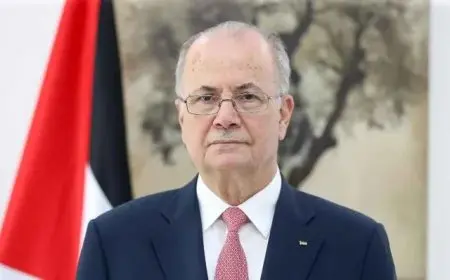 رئيس الوزراء الفلسطيني يحذر من مخططات تهدف إلى فرض وقائع جديدة على الأرض في غزة والضفة الغربية