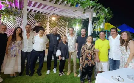 عاصي الحلاني يقضي إجازته بالساحل الشمالي مع هاني رمزي عقب حفل العلمين