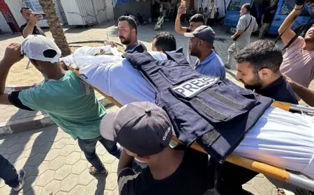 فلسطين تدين اغتيال إسرائيل صحفيين بغزة وتدعو لـمحاسبتها ووقف جرائمها