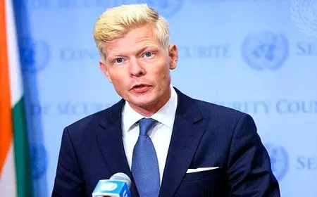 جروندبرج يتعهد بمواصلة دعم جهود التهدئة والتوصل لحل سلمي لأزمة اليمن