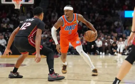 افتتاح موسم الدوري الأمريكي للسلة بمواجهة ثاندر وروكتس