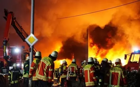 3 وفيات وآلاف النازحين بسبب حرائق الغابات جنوب أوروبا