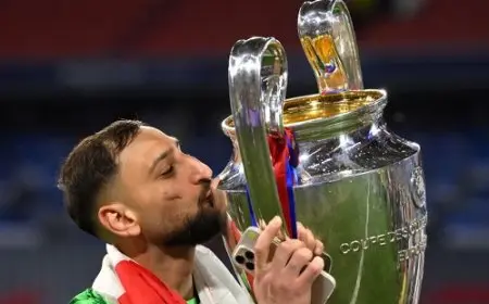 تقارير فرنسية.. دوناروما يتوصل لاتفاق شخصي مع مانشستر سيتي