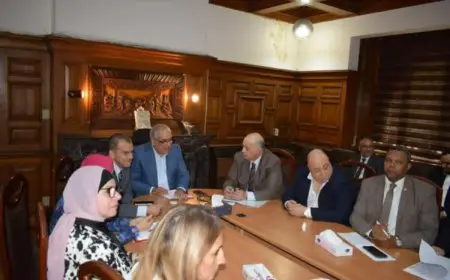 رئيس هيئة التأمين الصحي يعقد اجتماعا موسعا مع مديري الفروع لمتابعة آليات العمل وتطوير الخدمات