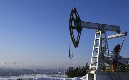 انخفاض أسعار النفط بعد رفع وكالة الطاقة الدولية توقعاتها للمعروض
