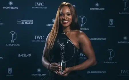 بطلة الجمباز الأولمبية أندرادي تعتزل الحركات الأرضية