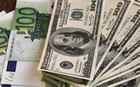 عكس الدولار.. الإسترليني واليورو يرتفعان مقابل الجنيه