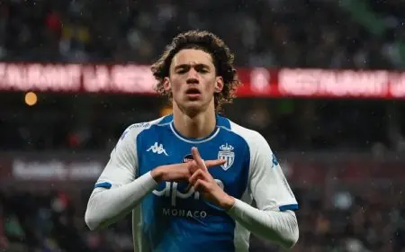 مانشستر سيتي يدخل سباق التعاقد مع ماجنس أكليوش