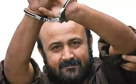 بالفيديو.. بن غفير يقتحم زنزانة القيادي الفلسطيني مروان البرغوثي ويهدده