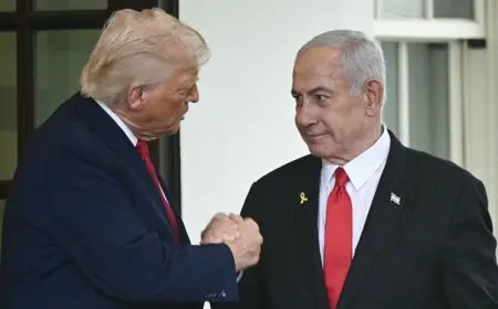 صحيفة يسرائيل هيوم: ترامب طلب من نتنياهو تسريع العمليات بغزة