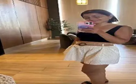 بـ”جيبة قصيرة جريئة”.. أحدث ظهور لـ منة فضالي والجمهور يغازلها (صور)