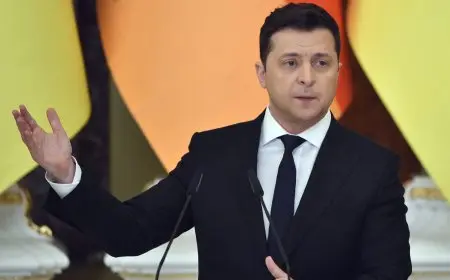 زيلينسكي يأمل في اجتماع ثلاثي بعد قمة ترامب وبوتين لتمهيد طريق السلام