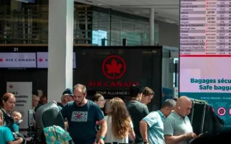 الحكومة الكندية تتدخل في إضراب مضيفى الطيران