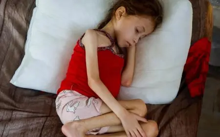 الأونروا: مليون فتاة وامرأة في قطاع غزة يواجهن مجاعة جماعية