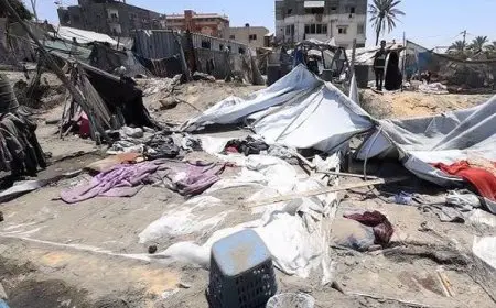 4 شهداء ومصابون في قصف الاحتلال خيمة تؤوي نازحين غرب خان يونس