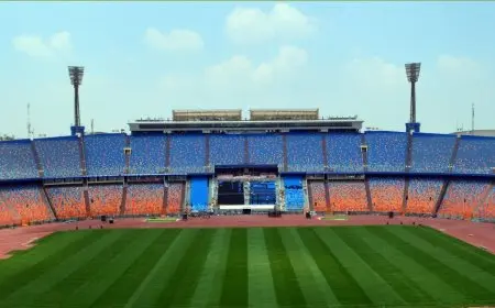 بعد شكاوى الأهلي والزمالك.. اتجاه لغلق ستاد القاهرة 10 أيام للصيانة