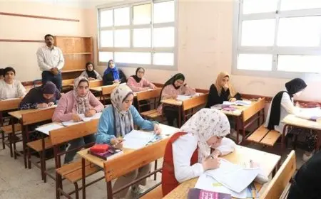 طلاب الدور الثاني بالثانوية العامة يؤدون اليوم امتحان اللغة الأجنبية الأولى