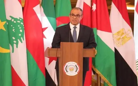 وصول وزير الخارجية ورئيس الوزراء الفلسطيني العريش لعقد مؤتمر أمام معبر رفح