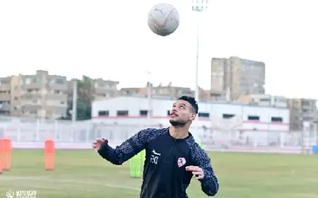 أيمن الرمادي ينتقد دونجا ويطالب بإبعاده عن التشكيل الأساسي للزمالك