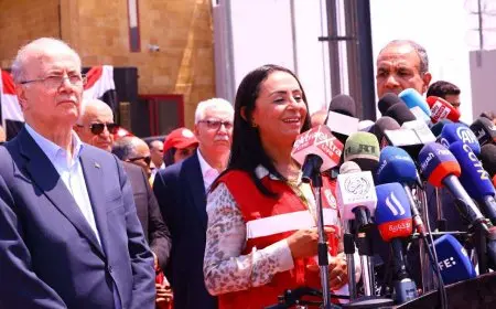 من أمام معبر رفح.. وزيرة التضامن تطلق نداء إنسانيا لإدخال كل المساعدات المصرية إلى غزة