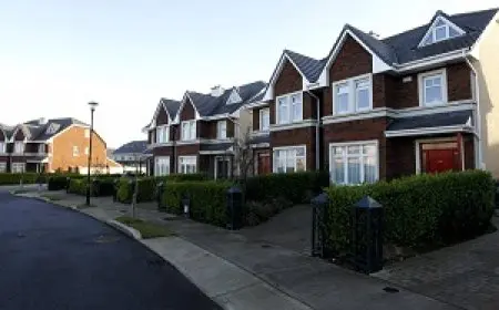 تراجع أسعار المساكن في بريطانيا بنسبة 1.3% خلال شهر أغسطس الحالي