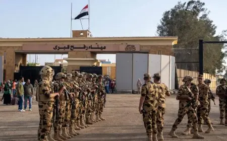 القاهرة الإخبارية: مصادر رفيعة المستوى تنفي مزاعم إسرائيلية باقتراح مصر نقل سلاح حماس إليها